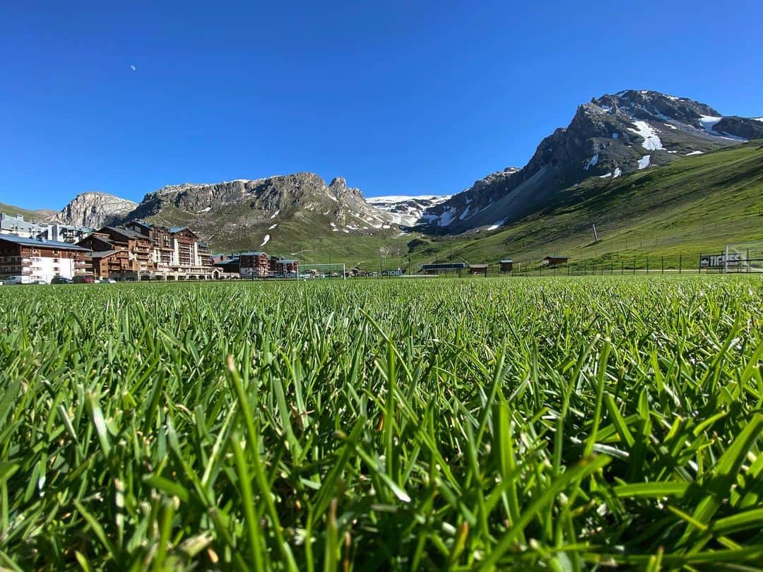 熊谷紗希さんのインスタグラム写真 - (熊谷紗希Instagram)「Le stage à Tignes🗻 合宿始まりました⚽️💪🏻久しぶりの高地トレーニング、久しぶりの3部練🥵 しっかり乗り越えて最高の準備をしていきます💪🏻💪🏻 #preparation#Tignes#stage #準備#ここだけの話#あんまり合宿好きじゃない#自分の家に帰りたい🤪#自分の家が好き#3部練いつぶりだろ#👵🏻必死に頑張ります💪🏻」6月30日 4時13分 - kumagai1017