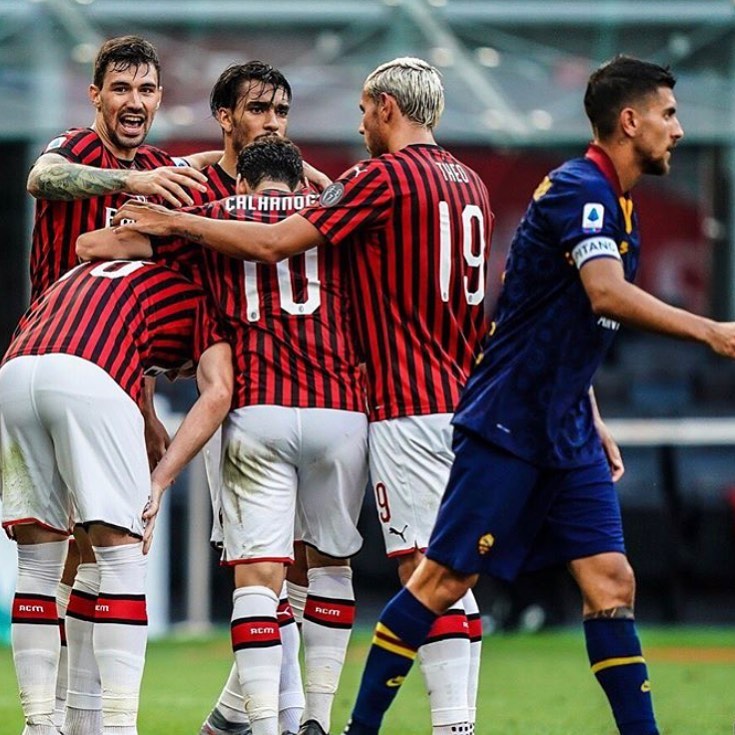 アスミル・ベゴヴィッチさんのインスタグラム写真 - (アスミル・ベゴヴィッチInstagram)「+3 raga 👏🏻🔴⚫️ @acmilan」6月29日 19時34分 - asmir1