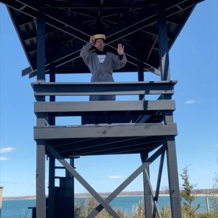 ヒュー・ジャックマンのインスタグラム：「A version of The Princess Bride. @jennifer.garner @jasonreitman @zaziebeetz @wckitchen @quibi *see bloopers on stories.」