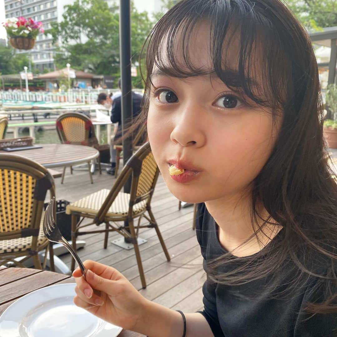 林芽亜里さんのインスタグラム写真 - (林芽亜里Instagram)「🎀﻿ ﻿ 久々の10連発~‪( ᷇࿀ ᷆ )‬﻿ ぼやぼやってなってる写真あってごめんね😢﻿ ﻿ テラス席ってなんかオシャレでいいよね♡﻿ ﻿ #ニコラ #nicola #林芽亜里」6月29日 20時03分 - meari__hayashi