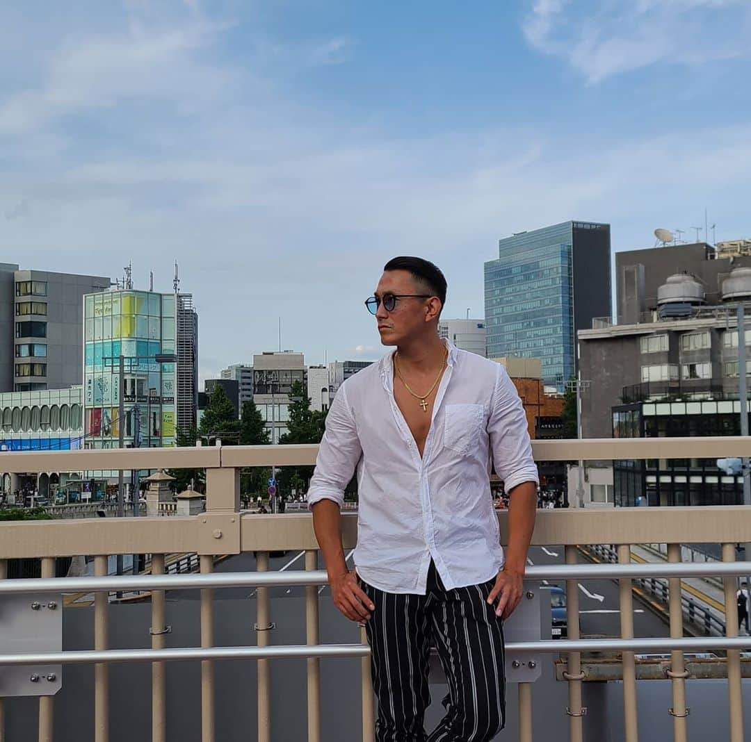 黒石高大のインスタグラム：「お買い物の日 お買い物は好き でも都会は疲れる 今日よく寝れそう」