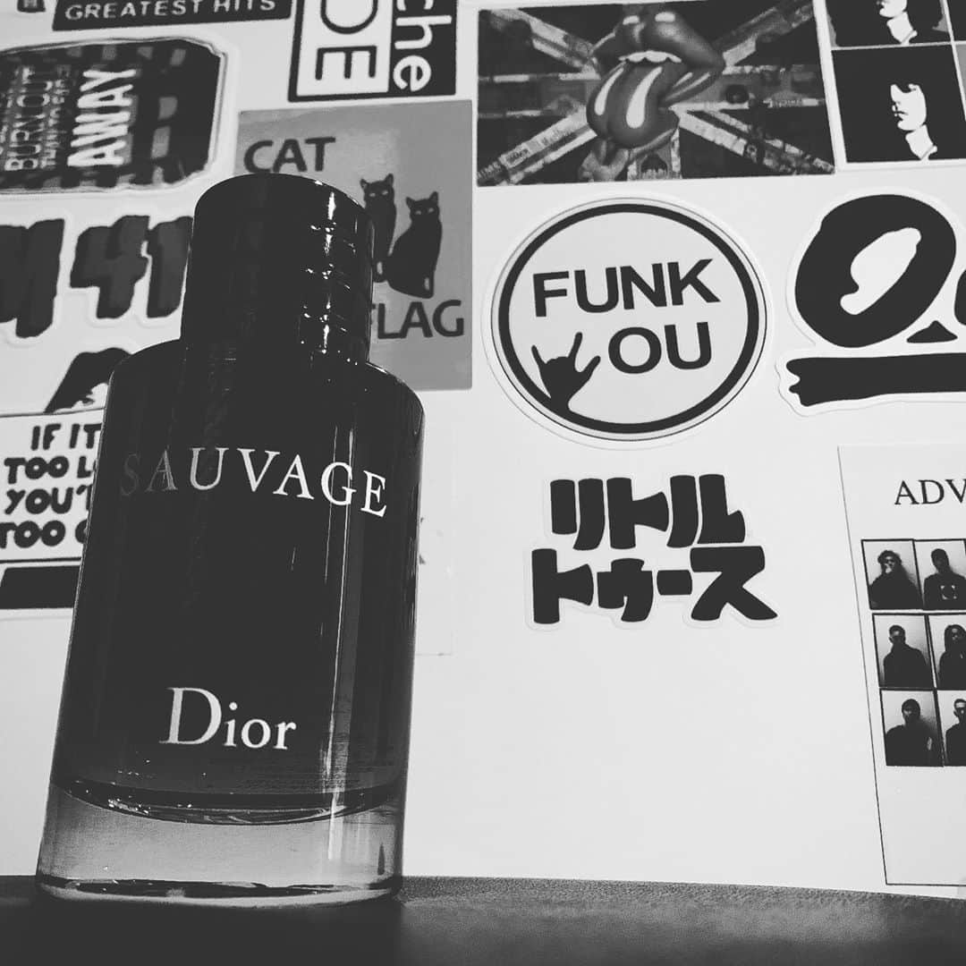 北村匠海さんのインスタグラム写真 - (北村匠海Instagram)「頂きました☺︎ 『Dior SAUVAGE』 男なら良い匂いが1番のお洒落やで。 #Dior #SAUVAGE #ソヴァージュ @DIORPARFUMS @DIOR」6月29日 20時35分 - take_me_1103