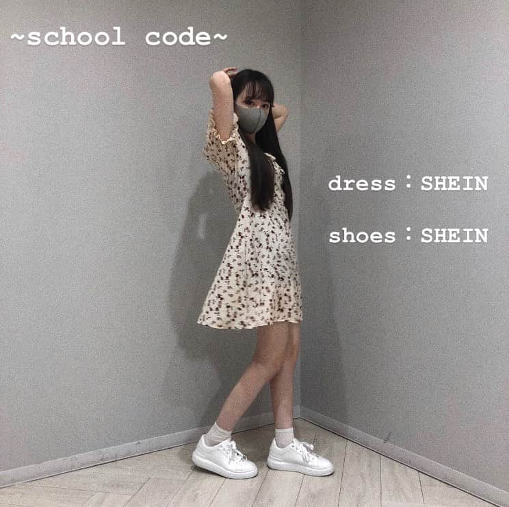 ナタリア聖奈さんのインスタグラム写真 - (ナタリア聖奈Instagram)「・ ・ ナタナタのスクールcode📚💤 ・ 安定のSHEIN様です💓 インスタでも良く紹介してるんだけど、 マジでびっくりする くらいプチプラだから是非アプリゲットして見てみて下さい👏🏻👀 ・ リュックには、🐄－🦕－🦒－🐖 がいるよ🤗✌🏻 ・ #ナタリア聖奈 #ナタナタcode #ljk #プチプラ部 #海外通販 #ラフコーデ #ワンピースコーデ #スニーカー女子」6月29日 21時14分 - _natamilk_