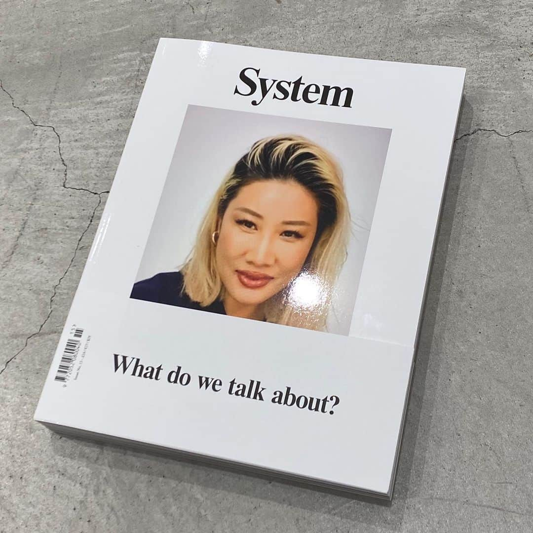 YOONさんのインスタグラム写真 - (YOONInstagram)「Thanks @systemmagazine for having me on the cover! 🖤🖤🖤 Pick up the issue 15 to check my convo w/ @fujiwarahiroshi inside shot by @juergentellerstudio ✌🏽 . #systemmagazine #tokyolife #juergenteller」6月29日 21時36分 - yoon_ambush