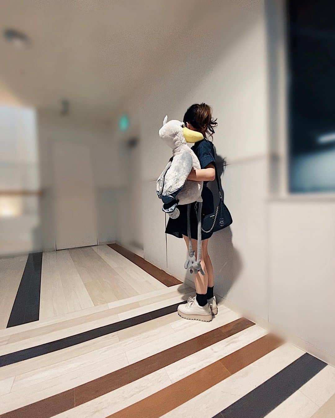 MIYUのインスタグラム：「﻿ ﻿ ﻿ 私の最近の朝の1曲は﻿ #幸せの輪﻿ ﻿ ﻿ お風呂での1曲は﻿ #Power﻿ ﻿ ﻿ 寝る前の1曲は﻿ #ひとつ　(Ballad ver)﻿ ﻿ ﻿ ﻿ ﻿ 8月19日リリースです✨🤲🏻﻿ 早く皆さんに届いて欲しい☺︎︎﻿ ﻿ ﻿ ﻿ ﻿ ⋆٭⋆⚾︎- - - - - - - - - - - - - - - - -⚾︎⋆٭⋆﻿ ﻿ ﻿ 📸：#ハシビロコウ　等身大﻿ ﻿ ﻿ ﻿ 実はこんなに大きかったんです🤣🤣﻿ ﻿ ﻿ ﻿ 美脚すぎて、、、(笑)﻿ ﻿ ﻿ ﻿ 日本に14匹しかいないそうですよ🐦♥️﻿ ﻿ ﻿ ﻿ 皆さんはみたことありますか？？﻿ ﻿ ﻿ 私は…あります♩﻿ ﻿ ﻿ ﻿ 凛々しくて、かっこよくて﻿ でもなんだか笑っちゃう…﻿ 不思議な、素敵な、鳥でした(笑)﻿ (なんじゃそりゃ。笑)﻿ ﻿ ﻿ ﻿ ﻿ ﻿ ﻿ ﻿ ﻿ #オリックス #Bs2020 #BsGirls #オリ姫﻿ #野球 #プロ野球 #オリックスバファローズ #超革新系﻿ #野球女子　#野球好き　#8th #single #release ﻿ #baseball #ORIX #Buffaloes #BINNOVATION﻿ #MIYU #miyu_337  #🐼」
