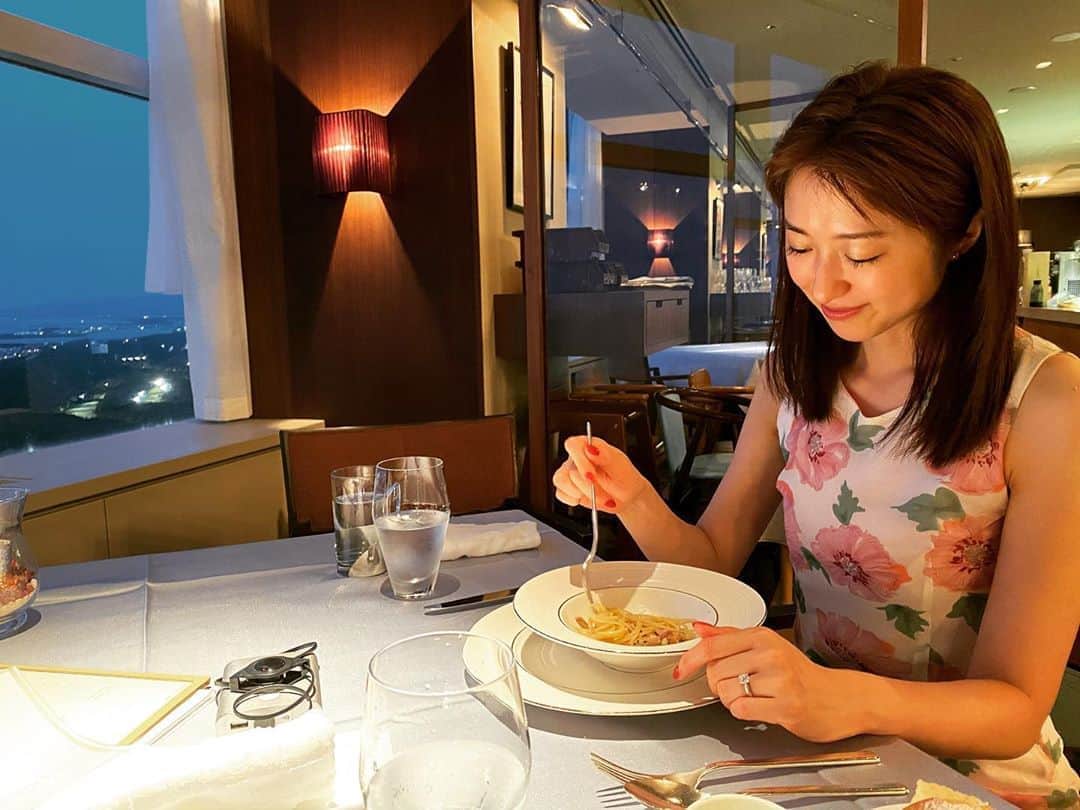 のインスタグラム：「しっとりディナー🍽  #❤️」