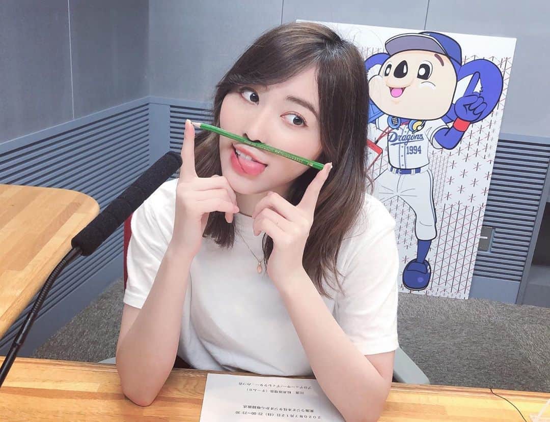 のインスタグラム：「ラジオは素が出ちゃう🥺❤️ #毎週日曜 #東海ラジオ #photooftheday  #ドアラ #ラジオ #収録」