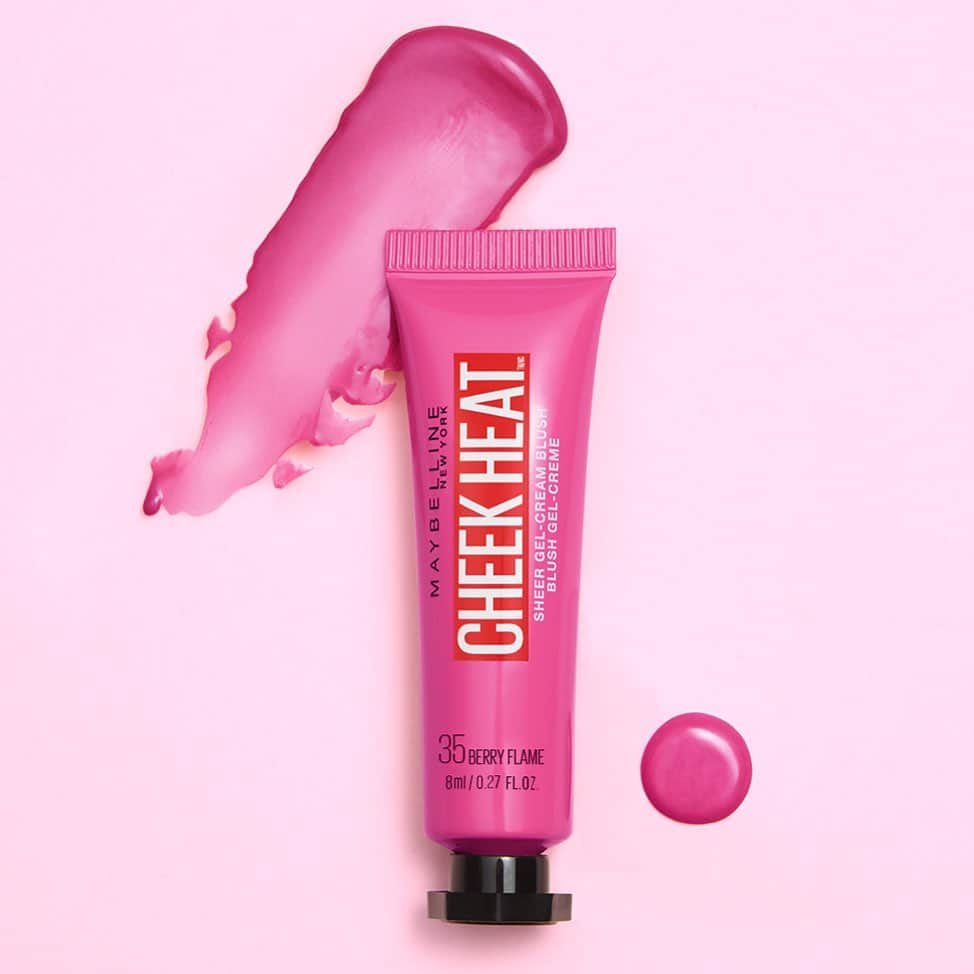Maybelline New Yorkさんのインスタグラム写真 - (Maybelline New YorkInstagram)「A summer glow must-have!✨ Dot on our #cheekheat blush for a natural, sun-kissed flush! Shown here is shade ‘Berry Flame’. Drop a 💗 below if you’re loving it!」6月29日 22時09分 - maybelline