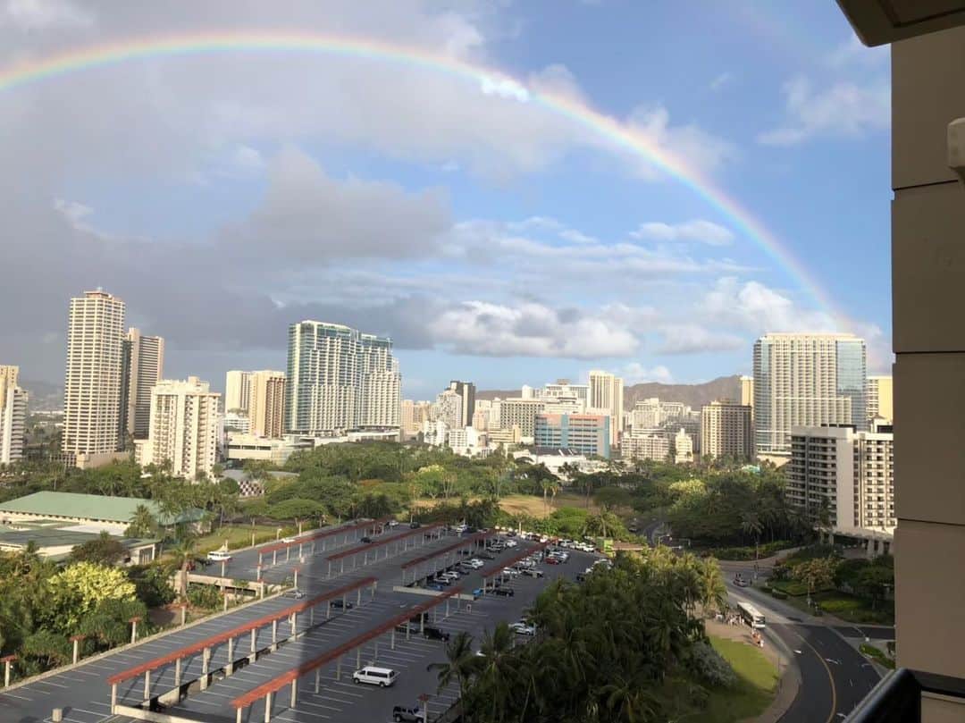 丹羽麻由美さんのインスタグラム写真 - (丹羽麻由美Instagram)「🌈🌈🌈 昔から虹が好きだけど、 1年前に見たこの虹は本当に感動したなぁ。 Happy Pride🌈❤️ . #rainbow #Hawaii #pride🌈」6月29日 22時29分 - mayumi912