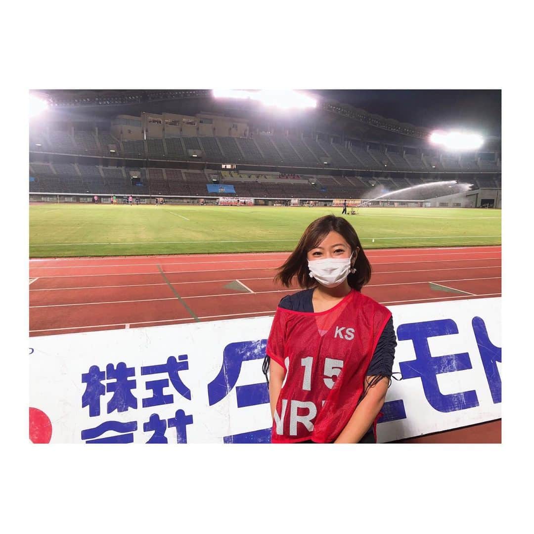 白戸ゆめのさんのインスタグラム写真 - (白戸ゆめのInstagram)「⚽️💙 . J3がようやく開幕！ カマタマーレは残念ながら 白星発進とはなりませんでしたが まだリーグは始まったばかりです✨ . 新生カマタマーレ 次節以降の勝利に期待🥺 リモート応援が続きますが たくさんの声援が選手に届きますように💫 . #サッカー #j3 #開幕 #カマタマーレ讃岐 #g大阪u23 #開幕戦 #無観客試合 #スタジアム #やっぱり寂しかったなあ #でも生で見るスポーツは格別 #観客早く入れられるようになりますように #大卒ルーキー #2人のマネを赤木としてみた🤣 #3密 #今回ばかりは、、、 #許してください🦕 #リモート応援 #📣 #ユニ着てお家で応援しましょうね！」6月29日 22時44分 - yumeno.s_