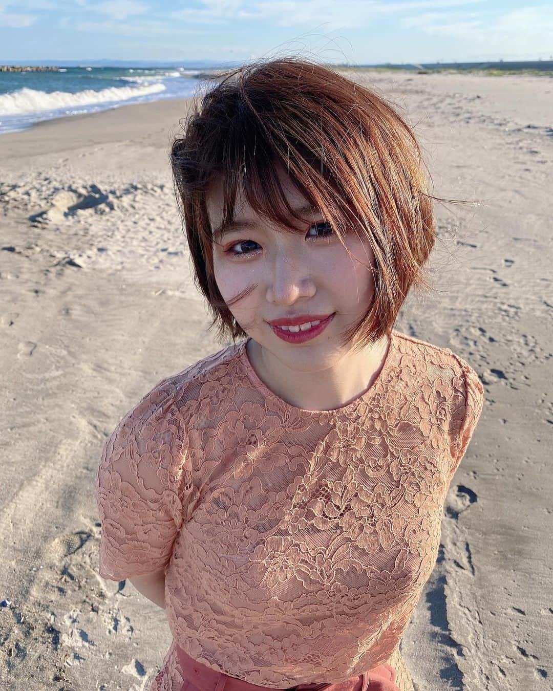 佐藤朱さんのインスタグラム写真 - (佐藤朱Instagram)「風が強めでした〜🌊😮 . #海 #潮風 #海風 #48times #あかりんセレクション」6月29日 23時16分 - akari_miyagi