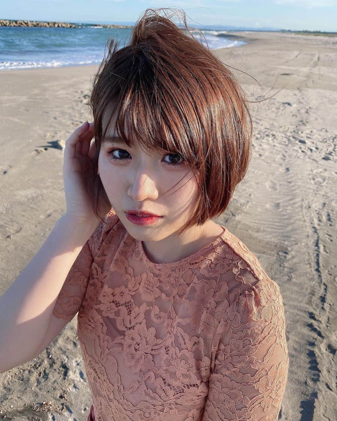 佐藤朱さんのインスタグラム写真 - (佐藤朱Instagram)「風が強めでした〜🌊😮 . #海 #潮風 #海風 #48times #あかりんセレクション」6月29日 23時16分 - akari_miyagi