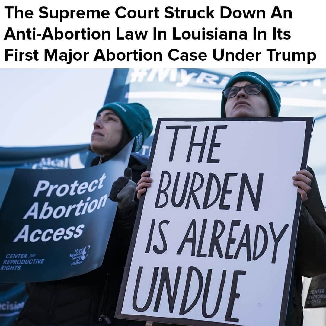 BuzzFeedさんのインスタグラム写真 - (BuzzFeedInstagram)「From @buzzfeednews:  The Supreme Court upheld the constitutional right to abortion Monday, striking down a 2014 Louisiana law that required physicians performing abortions at clinics to have admitting privileges at a nearby hospital. This was the first major abortion case for the court under Trump. Read more in the link in bio. (📷: Sarah Silbiger / Getty Images)」6月30日 0時00分 - buzzfeed