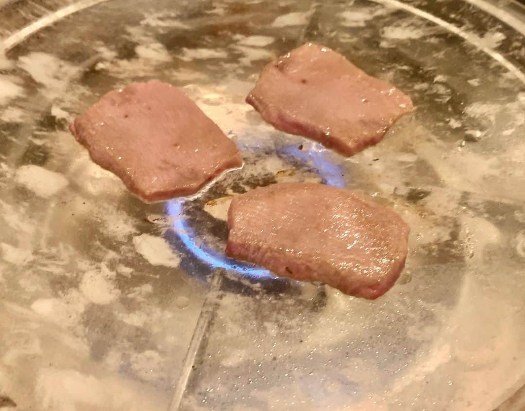 設楽洋さんのインスタグラム写真 - (設楽洋Instagram)「久々に肉づくし…😃🥩 流石マーキー、めっちゃ旨かったぜ❣️ パワー注入しました！💪😙 #肉 #水晶焼肉 #マーキー #グルメ #肉づくし」6月29日 23時45分 - taracyan3