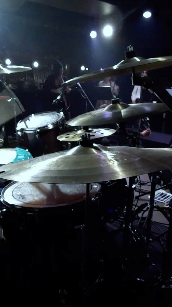 吉澤響のインスタグラム：「20200324 78年会セッション@新代田FEVER 『アクション』/ Hermann H.& The Pacemakers  この日からまだ3ヶ月しか経ってないのか。。ものすごく前のことみたい。またやりたいな、78年会。」