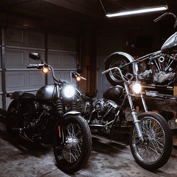 Harley-Davidson Japanさんのインスタグラム写真 - (Harley-Davidson JapanInstagram)「充足はあるか。#ハーレー #harley #ハーレーダビッドソン #harleydavidson #バイク #bike #オートバイ #motorcycle #ストリートボブ #streetbob #fxbb #ソフテイル #softail #ガレージ #garage #プライベート #private #2020 #自由 #freedom」6月30日 0時29分 - harleydavidsonjapan