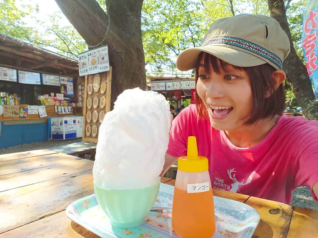 桜花さんのインスタグラム写真 - (桜花Instagram)「夏のにおいがする夜です。。🍀 みなさん水分とってくださいませ〜🐱🌷眠る前と寝起きは特に水分を🍀かき氷よきな季節、、🍧 #おやすみなさい  #水分 #水分補給  #水分補給大事  #かき氷  #夏の思い出  #夏のにおい」6月30日 0時50分 - mountainohka