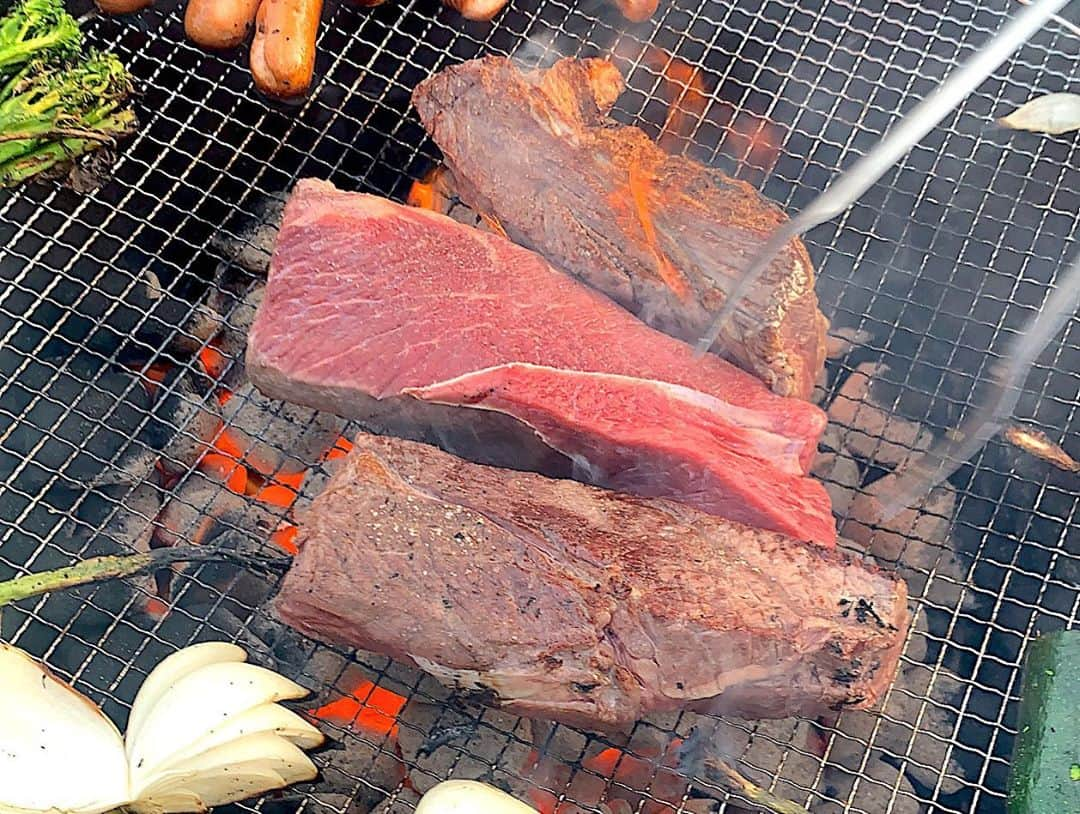 大槻ひびきさんのインスタグラム写真 - (大槻ひびきInstagram)「お友達に誘われて BBQ行ってきたよ🍖 晴れてよかった☀️ 楽しかったー！ #japan #bbq #新豊洲 #summer」6月30日 0時54分 - yanhibi0221