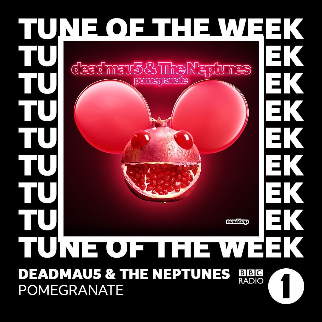 デッドマウスさんのインスタグラム写真 - (デッドマウスInstagram)「big thanks to @nicholasgrimshaw and @bbcradio1 for the love!! Pomegranate just made Nick’s #tuneoftheweek <3」6月30日 1時03分 - deadmau5