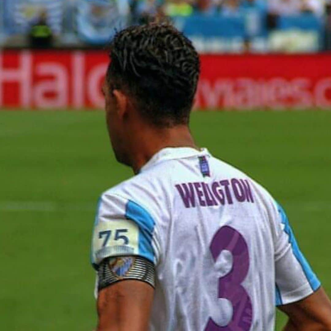 ウェリグトンのインスタグラム：「Gracias a todos por vuestras indicaciones 👏🏻👏🏻👏🏻ahora ya tengo varios canales donde puedo ver nuestro Malaga😂😂😂😂」