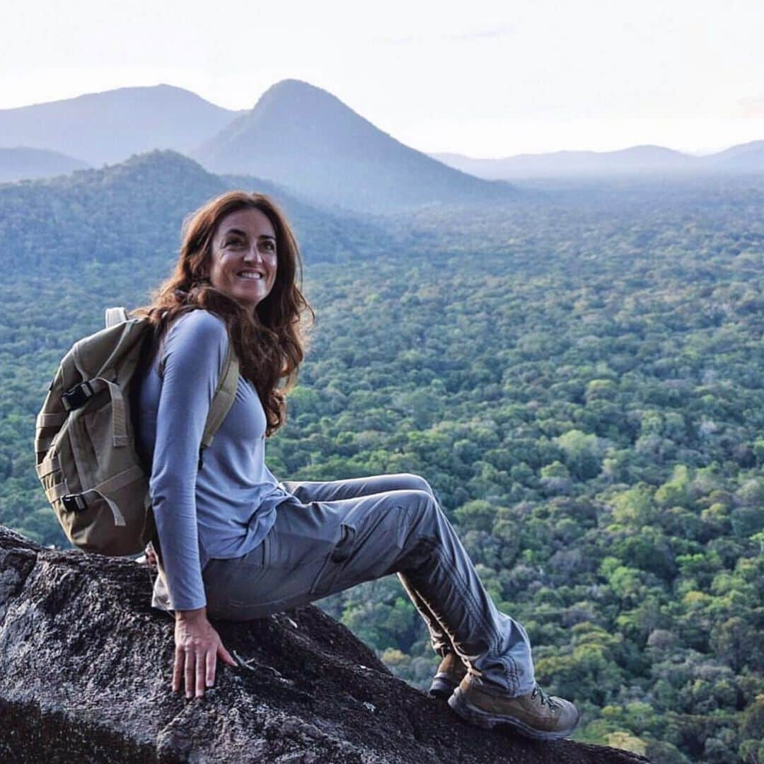 CABINZEROさんのインスタグラム写真 - (CABINZEROInstagram)「🌈Such a beautiful view #guyana ⛰ Thank you so much for your amazing photo @myadventuresacrosstheworld ❤️ #cabinzero #military #backpack #travelblogger #instagood #adventure #adventure #explore #discover #travellife #travellover #travellers #bestview #moutains #hike #travellady #travelgirl #photooftheday #photography #travelling #zerorules #thankyou #repost #staysafe」6月30日 2時16分 - cabinzero