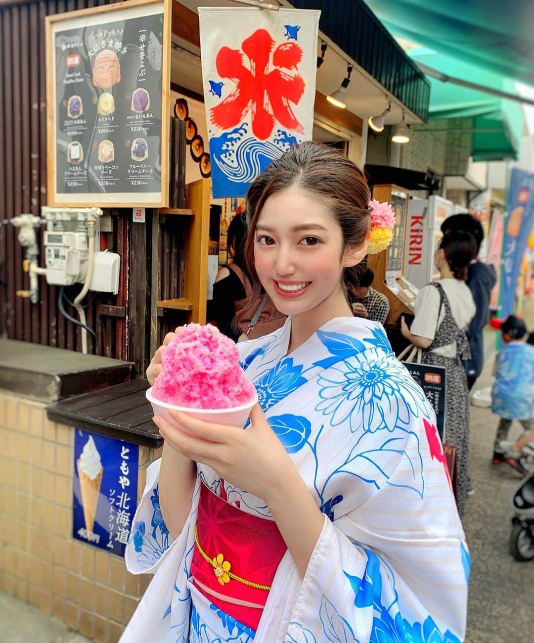 あべなつきさんのインスタグラム写真 - (あべなつきInstagram)「明日から7月🎋👙☀️🍉﻿ ﻿ 鎌倉で浴衣レンタルの別のショットだよ📷﻿ ﻿ ﻿ この夏やりたいことは…﻿ ﻿ ・水着着て海かプール🐠👙﻿ ・浴衣レンタルで浅草﻿ ・ビアガーデン🍻🏠﻿ ﻿ コロナで、できるのかなぁ、、、🥺﻿ ﻿ しっかり楽しめるために﻿ 筋トレと日焼け対策しっかりしなきゃなぁ〜！ ﻿ ﻿ ﻿ #プール　#ビアガーデン　#浴衣レンタル　#浴衣　#浅草　#鎌倉　#鎌倉浴衣　#浴衣美女　#浴衣デート #着物レンタル　#浴衣ヘアアレンジ #浴衣アレンジ #浴衣着付け #浴衣姿 #浴衣コーデ　#撮影モデル　#撮影会 #モデル募集　#撮影依頼募集中 #浴衣美人　#浴衣女子 #彼氏募集　#彼女募集　#浴衣髪飾り #浴衣👘 #鎌倉グルメ #鎌倉デート #鎌倉カフェ #美女図鑑 #美少女﻿ ﻿」6月30日 12時25分 - i.am_natsuki_