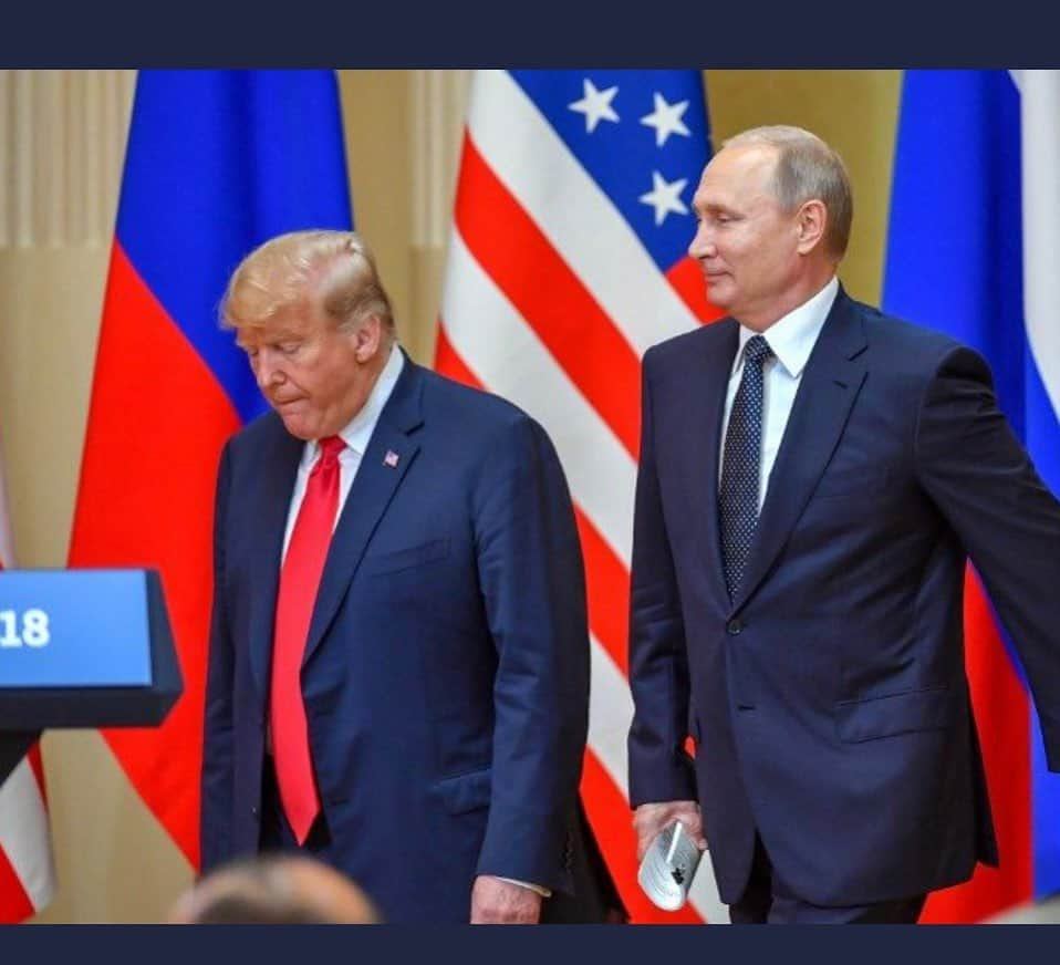 エリック・ベネイさんのインスタグラム写真 - (エリック・ベネイInstagram)「Look at this picture. Now you tell me .....which one is in charge??  #trumptreason #bodylanguage」6月30日 13時26分 - ericbenet