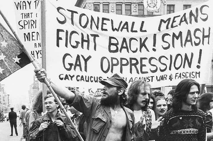 メーガン・トレイナーさんのインスタグラム写真 - (メーガン・トレイナーInstagram)「🏳️‍🌈 IT’S BEEN 51 YEARS SINCE THE STONEWALL RIOT!!!!! 🏳️‍🌈And thank god for the black trans women who helped lead this movement back in 1969 so we can be where we are today!!! We are celebrating love and continuing the fight for equality. Let’s celebrate and acknowledge those that have fought so hard before us and continue to fight! We will never have true equality until we are all equal! ALL MY LOVE AND ENDLESS SUPPORT TO THE LGBTQIA+ COMMUNITY!!! Love is love and I LOVE you all!!! ❤️🧡💛💚💙💜💖」6月30日 6時36分 - meghantrainor