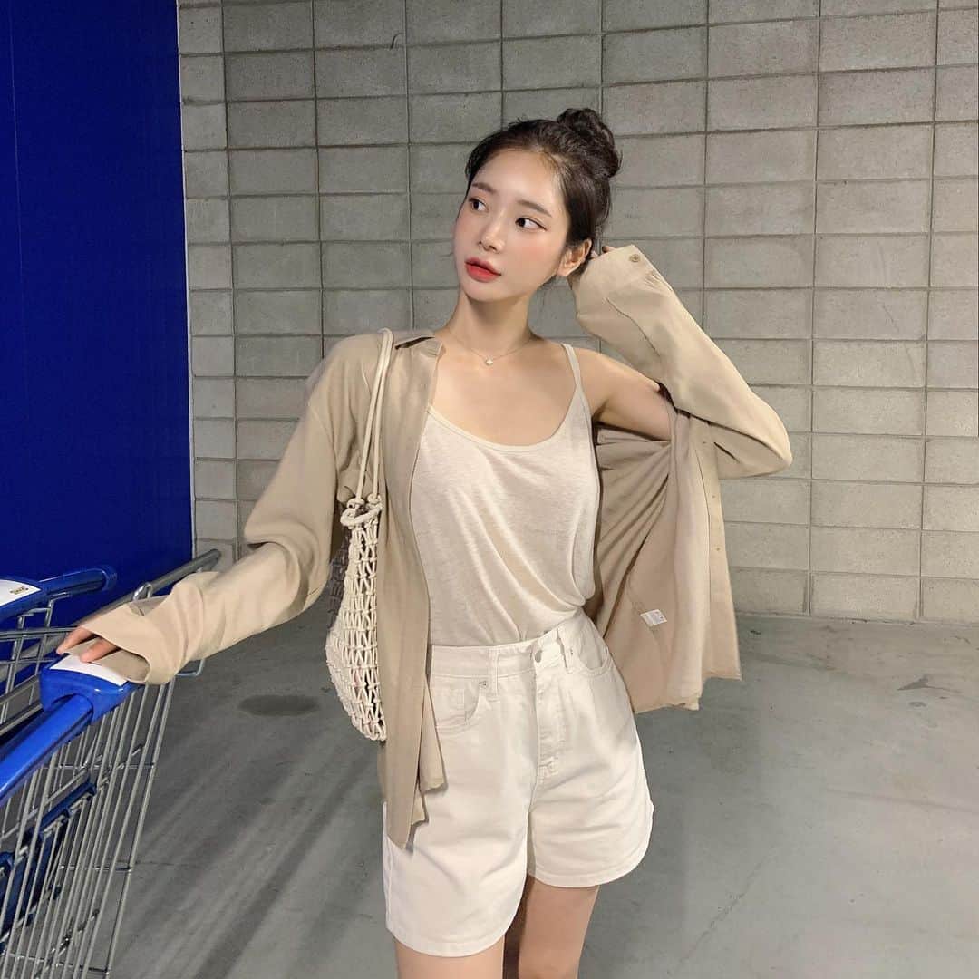 Chuuのインスタグラム：「Good morning✨」
