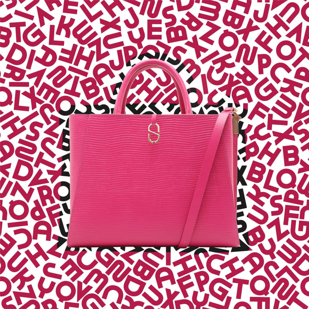 Schutzのインスタグラム：「MUST HAVE: A to Z BAGS ❤️ #schutzatoz」
