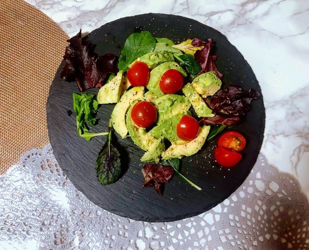近藤夏奈のインスタグラム：「調整Day🥑﻿ ﻿ ﻿ ﻿ ﻿ ﻿ ﻿ ﻿ ﻿ #おうちごはん」