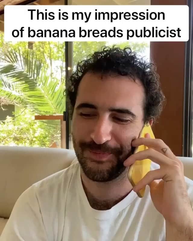 ヘザー・マクドナルドのインスタグラム：「On tomorrow’s podcast I have the hilarious @jtfirstman who recently became an internet sensation when he did an impression of banana bread’s publicist. We talk about what happens to your project when you breakup with your business partner, plus YouTube creators getting canceled.  We do some hilarious impressions together and he gives me some “energy” reads on famous celebs like Meghan and Harry. Up at midnight! Enjoy. Xo #juicyscoop」