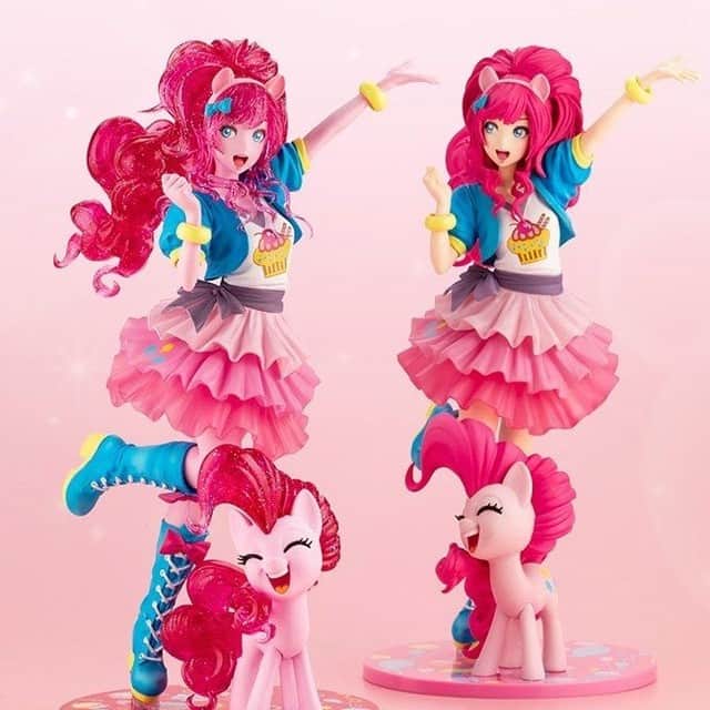 株式会社 壽屋 コトブキヤさんのインスタグラム写真 - (株式会社 壽屋 コトブキヤInstagram)「The Officially Licensed MY LITTLE PONY BISHOUJO series is now back in an all-new limited edition color variant! First in the lineup is Pinkie Pie! Her sparkling presence comes across more clearly than ever before! ♪   The limited edition variant of Pinkie Pie in this Officially Licensed MY LITTLE PONY BISHOUJO series will be sure to please fans who also own the original Pinkie Pie BISHOUJO!   #Hasbro #HasbroFTW #MYLITTLEPONY #BISHOUJO #山下しゅんや」6月30日 11時00分 - kotobukiya_official