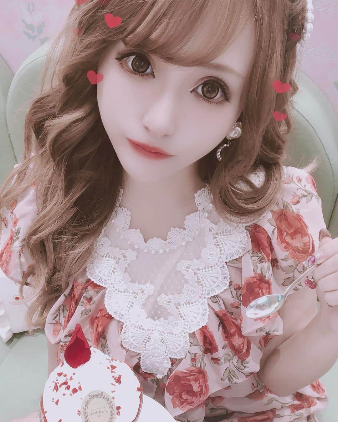 桜井莉菜のグルメインスタ