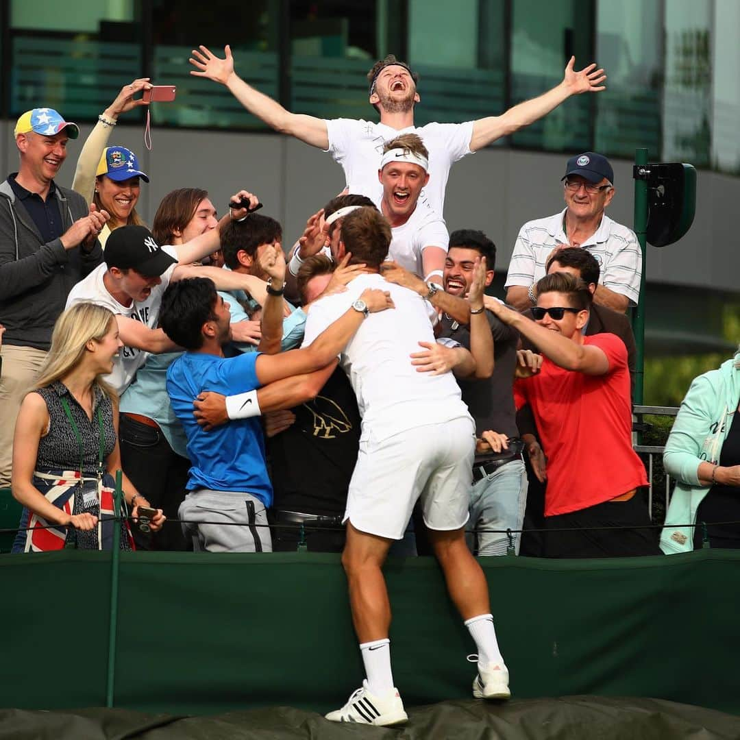 ATP World Tourさんのインスタグラム写真 - (ATP World TourInstagram)「Let’s celebrate all the fans from over the years at @wimbledon 🥰  Which pic is your favourite?」6月30日 23時11分 - atptour