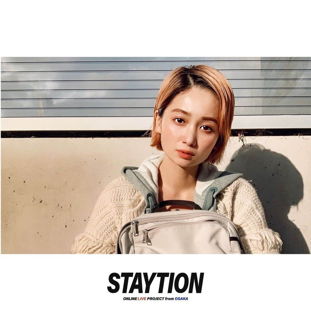 チアコマさんのインスタグラム写真 - (チアコマInstagram)「﻿ ﻿ 「STAYTION」を2020年7月11日(土)18:00～22:00オンラインフェスにチアコマもDIYクリエーターとして参加します♡！﻿ 参加するアーティストは大阪で活動してる方々ばかりのライブです﻿ ﻿ オンラインフェスでは﻿ whatnot  さんとコラボして﻿ キャンプやピクニックで大活躍しそうな﻿ かわいいクーラーボックスを作ります♡﻿ そしてそのdiyを生配信でライブします！🤣﻿ ﻿ 無料で見れるから是非みにきてねー♡✨﻿ ﻿ 今回このオンラインフェスに﻿ 参加しようと思った理由があって、﻿ 新型コロナウイルスの影響で﻿ まだまだライブができない状況が続いているけど、﻿ 今後リアルイベントにつなげていくための﻿ 企画とのことだってので、﻿ 参加させて頂くことになりました♡﻿ ﻿ ﻿ ➡︎ナビゲーターに大抜卓人、﻿ LIVEでAFRICA、BES、PJJ、Split end、Tiffany、たこ焼王子、チアコマ、露の新幸が出演✨﻿ ﻿ 視聴無料のため、ライブの制作、配信に関する経費や出演者のギャランティに関しては、﻿ CAMPFIREでクラウドファンデ ィングを﻿ 同時に開催します！﻿ ﻿ アーティスト手書きのアートや、オンライン飲み会への参加、たこ焼き懐石料理などここでしかない体験型のリターンやスペシャルグッズを用意していますので、宜しければ応援よろしくお願いします♡﻿ ﻿ ちなみに﻿ チアコマのクラファンは﻿ diyのキットセットのほか、﻿ チアコマと一緒にwhatnot の工場見学ツアーで﻿ 現地で一緒にdiyをするってゆうものです♡﻿ ﻿ ちなみにこのイベントが終わった後の﻿ オンライン打ち上げも参加します♡﻿ ﻿ ワタシもオンライン初めてやけど、﻿ みんなで楽しもう♡🧚‍♀️🧡🧡🧡﻿ ﻿ ﻿ #STAYTION﻿ #ステイション #チアコマ #オンラインフェス #オンライン #osaka #chiakoma #live #onlinelive﻿」6月30日 21時54分 - chia_koma