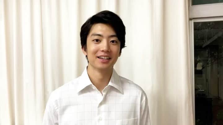 伊藤健太郎のインスタグラム：「本日、23歳になりました！  今年も頑張りますのでよろしくお願いします！  #文章短め #大人の男は多くを語らない #23歳初日はドラマの撮影 #また詳細は後日お伝えします」