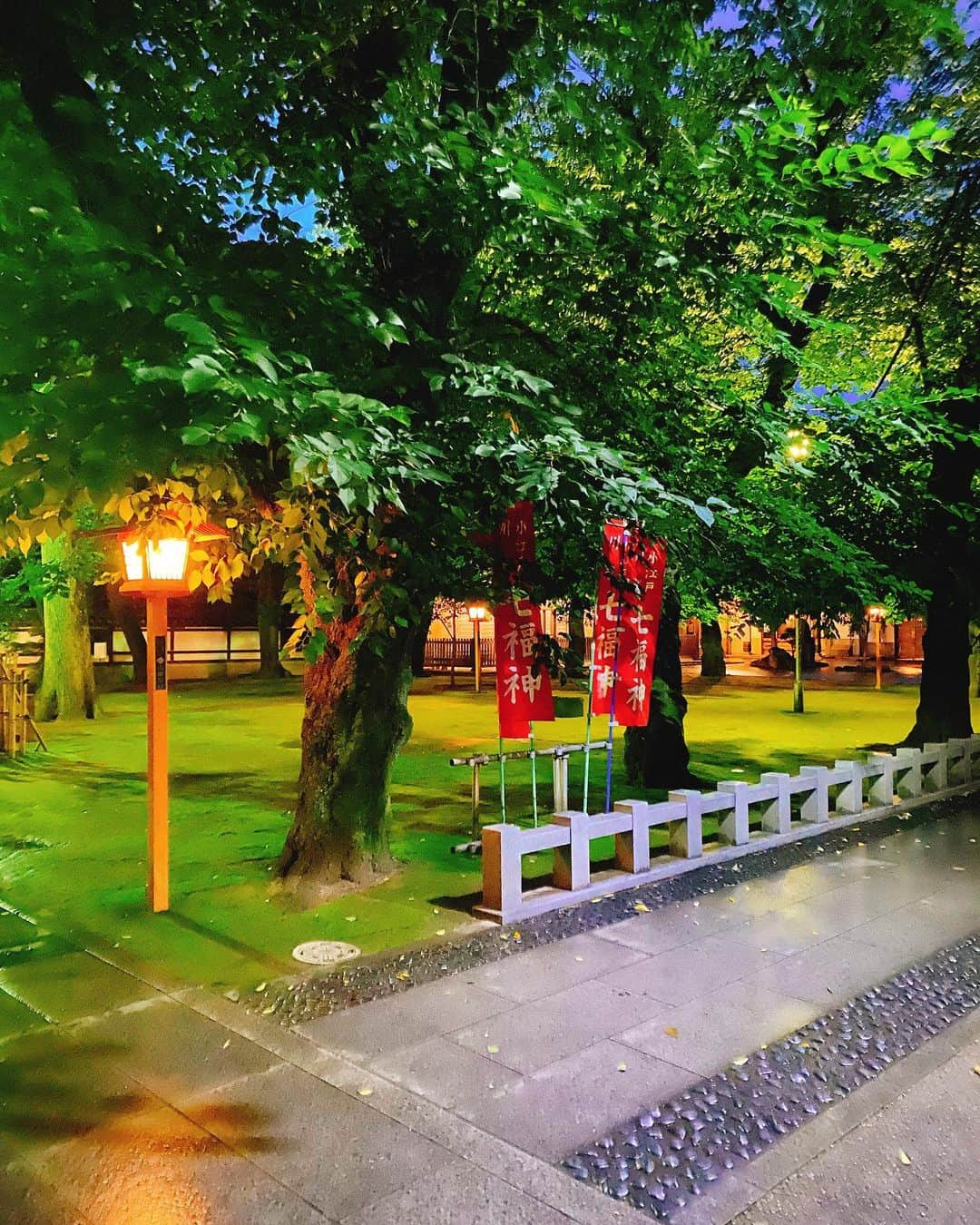 NAOTA（ナオタ）さんのインスタグラム写真 - (NAOTA（ナオタ）Instagram)「みそかもうで⛩  毎月30日に神社やお寺に感謝をしに行くことをそう呼ぶらしいよ🙏  #みそかもうで #神社参拝  #お寺好き  #仏閣  #仏像好き  #templephotography  #temple🙏  #templearchitecture  #buddhastatue」6月30日 22時20分 - naotasaito