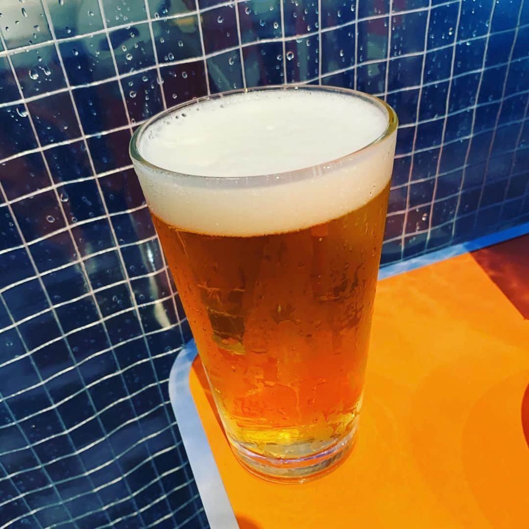 黒沢薫さんのインスタグラム写真 - (黒沢薫Instagram)「収録後に。#beer #cheers #music#souj#rb #singer #lovelife #instadrink #happy」6月30日 22時25分 - kaorukurosawa_lovelife