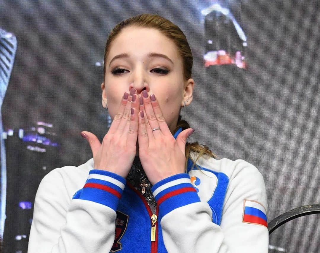 マリア・ソツコワのインスタグラム：「Голосование по поправкам Конституции - важное событие в жизни нашей страны. Долг каждого гражданина сделать свой выбор. Как сказал сегодня Владимир Владимирович Путин, предлагаемые поправки позволят защитить главные наши жизненные ценности. Я поистине уверена, что каждый голос важен! Я призываю определить дальнейшую судьбу нашей любимой страны вместе!」