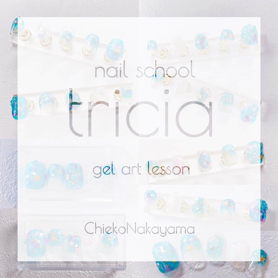 なかやまちえこのインスタグラム：「nail scihool tricia.⠀ Summer gelnail art lesson!⠀ Next lesson 7/21！⠀ information💫 https://nailschool.jp/⠀ ☎️03-6419-7314⠀ ⠀ ご受講くださった方々ありがとうございました☺️🙏🙏⠀ 7月は21日となります。⠀ 外部の方も受講いただけますので、ぜひ上記informationにお問い合わせください😊🙏✨⠀ ⠀  ネイルスクールtriciaでは最大限の衛生措置をとりながら運営を行って参りますので、ご理解とご協力の程お願い申し上げます。⠀ ⠀ 具体的には、以下の内容を徹底して参ります。⠀ ⠀ ＜スクールの衛生措置に関して＞ ・スタッフは毎日検温を行い発熱（微熱を含む）がある場合、当該スタッフはお休み致します。⠀ ・発熱がなくても体調に異変を感じた場合、当該スタッフはお休み致します。⠀ ・手洗い、うがい、手指消毒を徹底いたします。⠀ ・スタッフはマスクを着用いたします。⠀ ・窓を開け常に換気を行います（換気扇、空気清浄機３台はフル稼働させます）。⠀ ・授業後は毎回、使用したテーブル、卓上ライト、イス、ジェルライト、器具類等を消毒いたします。 ・授業中は生徒さん同士のソーシャルディスタンスに配慮した座席設定をいたします。⠀ ・授業内容によってスニーズガード（飛沫防止用パネル）を使用いたします。⠀ ・講師は状況によりフェイスガードやグローブを着用し授業を行います。⠀ ・スクール内が「密」の状態にならないよう、授業によって座席数を制限いたします。⠀ ⠀ #nail #nails #nailart #ネイル #美甲 #ネイルアート  #japanesenailart #manucure #japanesenails #manicurist #gelnails #أظافر #네일아트 #미용 #vẽmóng #tricia #nailschool #ネイルスクール #トリシア #表参道 #ネイルスクールトリシア #ネイルスクールtricia #サマーネイル #summernails #夏ネイル」