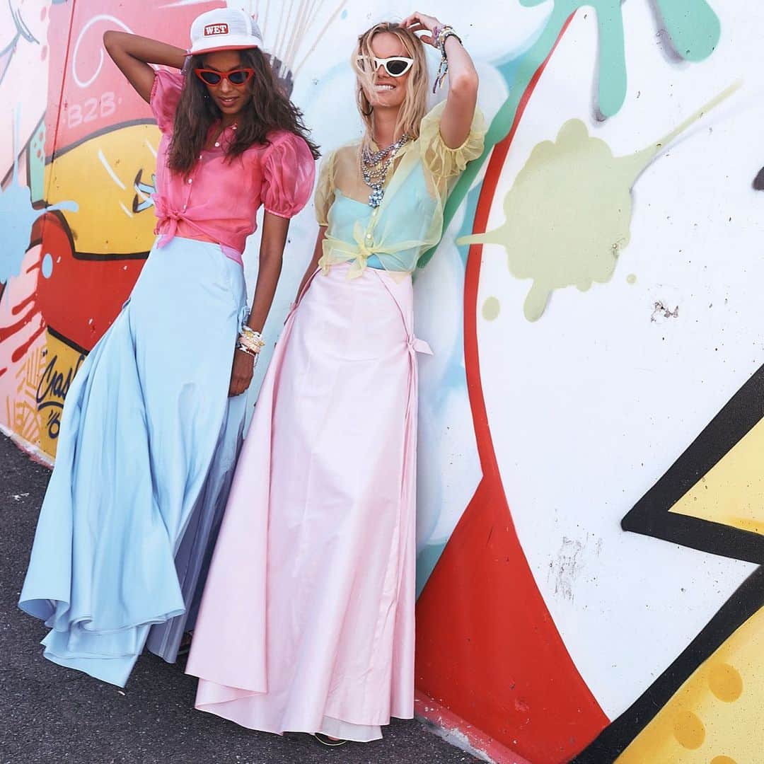 ダニジョーのインスタグラム：「Pastel party 💕」