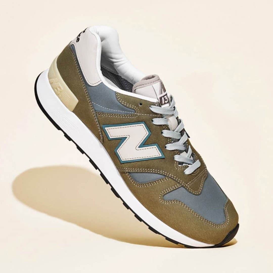 HYPEBEASTさんのインスタグラム写真 - (HYPEBEASTInstagram)「@hypebeastkicks: @newbalance is commemorating the opening of its T-HOUSE concept shop in Tokyo with an exclusive made-in-Japan 1300. The first-ever iteration of the popular runner to be crafted in Japan, the 1300s have been made of luxurious Japanese steerhide from leading leather manufacturer Sanyo, Co and durable nylon, all of which has been stitched together by artisan shoemakers. Liners and insoles are made from the same luxurious leathers, with each piece true to the original grey and blue color scheme. Look for them to release at the New Balance Japan webstore on the same day as the T-HOUSE opening on July 17 for approximately $631 USD.⁠⠀ Photo: New Balance」6月30日 15時16分 - hypebeast