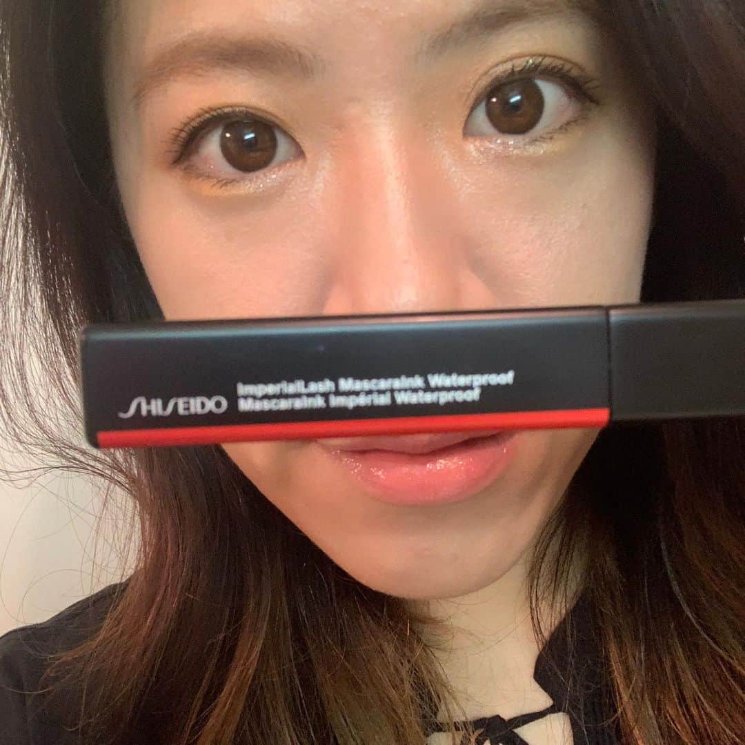 宮本由梨さんのインスタグラム写真 - (宮本由梨Instagram)「このマスカラやっぱり大好き！！ わたし本当にまつげ短くて量少ないけど、この睫毛になる！！ (きっとみんなはもっと長くなったりする) 艶のある真っ黒！！ しっかり固まって、長さ、ボリューム、カールキープ力🙆‍♀️🙆‍♀️🙆‍♀️ #jucyitem #shiseido #imperiallashes  #noeffect」6月30日 16時36分 - miyamoto_yuri_