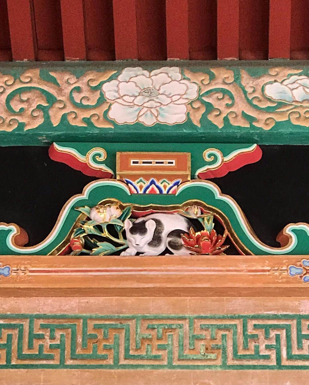 KUNIKAさんのインスタグラム写真 - (KUNIKAInstagram)「These small tile cookies inspired by Nikko Toshogu Shrine. ⛩🇯🇵﻿ The Shrines and Temples of Nikko are listed as a World Cultural Heritage site.﻿ ﻿ 色の組み合わせやモチーフなど、日光東照宮から着想を得て作りました。﻿ 最後に訪れたのは2017年の陽明門の大修理が終わったあと！ また行きたい🌿 ﻿ #artofkunika ﻿」6月30日 17時11分 - _kunika_
