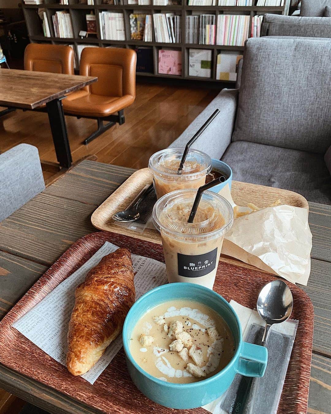 草野春香のグルメインスタ