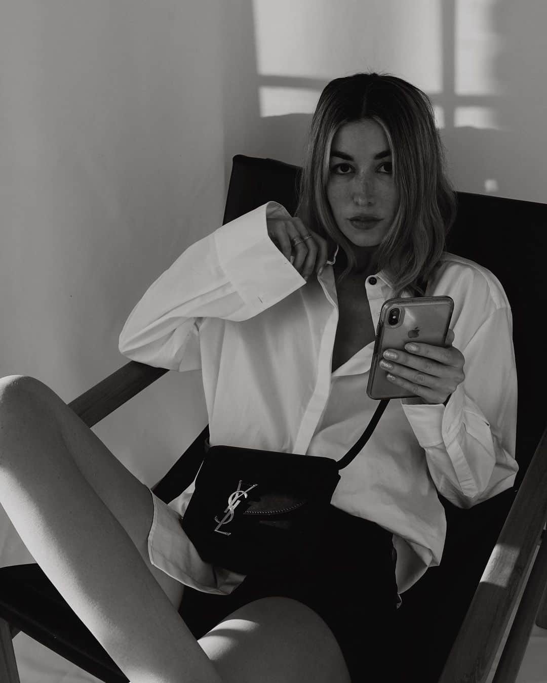 カルメン・ハミルトンのインスタグラム：「Kaia @ysl 🖤」