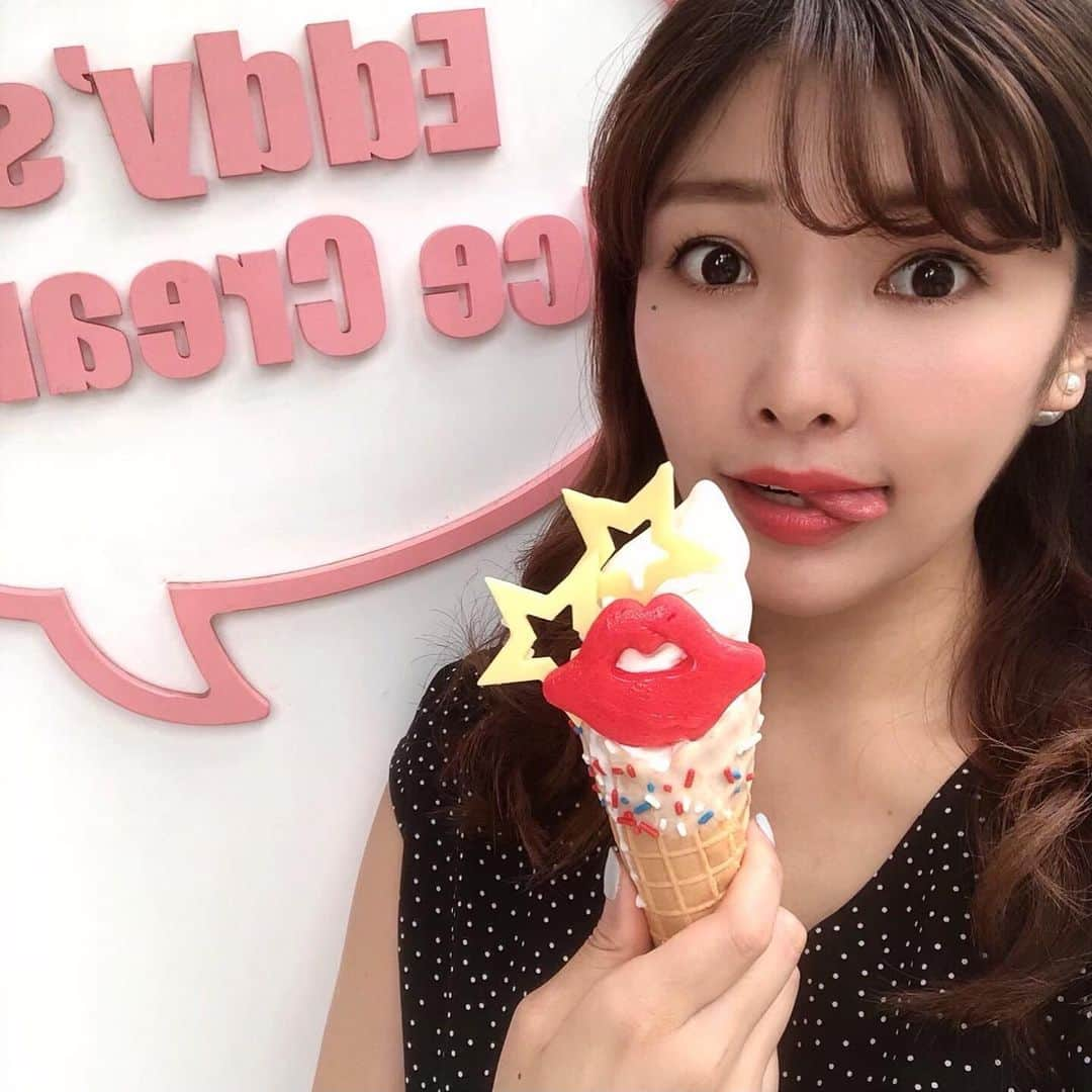 細田海友さんのインスタグラム写真 - (細田海友Instagram)「＊ #eddysicecream 🍦 私の大好きな👄マーク♥️ アイスが美味しく食べれる 気温になって来て嬉しい😘🎵 良い時期に営業再開👏 原宿、表参道は人が多かったけど ここは私が行った時間は 私達しか居なくてラッキー🤞（16時頃） 今はどこも平日が狙い目だね🔥✍️ #me#photooftheday #instadaily #iphoneonly #instagood #bestoftheday #picoftheday #photography #like4like #l4l #follow #followme#tagsforlike#photo#japanese#japanesegirl#tokyo#selfie#fashion#liketolike#photospot#likesback#likeme#팔로마#좋다#일본#셀카#셀스타그램#셀피」6月30日 18時19分 - miyuu_bigbaby