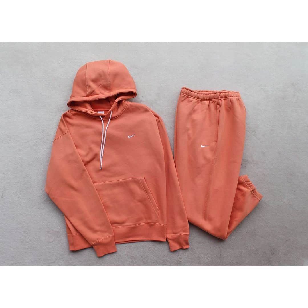 A+Sさんのインスタグラム写真 - (A+SInstagram)「2020 .7. 1 (wed) in store﻿ ﻿ ■NIKE NRG FLEECE HOODIE﻿ COLOR : HEALING ORANGE﻿ SIZE : XS - XL﻿ PRICE : ¥9,000 (+TAX)﻿ ﻿ ■NIKE NRG FLEECE PANT﻿ COLOR : HEALING ORANGE﻿ SIZE : XS - XL﻿ PRICE : ¥10,000 (+TAX)﻿ ﻿ #a_and_s﻿ #NIKE﻿ #NIKESPORTWEAR」6月30日 18時21分 - a_and_s_official