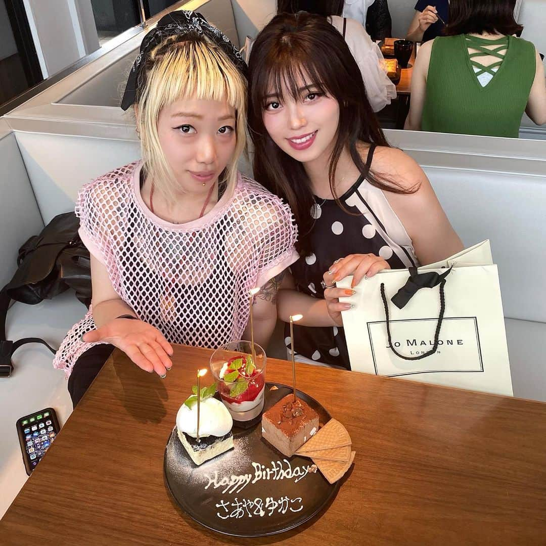 渡辺 さあやさんのインスタグラム写真 - (渡辺 さあやInstagram)「親友 @yukkexstyle と お誕生日ランチ🥂  ㅤㅤㅤㅤㅤㅤㅤ 毎年思うけど ほんと長い付き合い！ ふたりとも大人になったね♡ お婆ちゃんになっても アングラ感出しつつ しょーもないことで 笑っていよーね👵🏻  ㅤㅤㅤㅤㅤㅤㅤ #親友 #マーサーブランチ  #表参道 #バースデー #お誕生日 #mercerbrunchterracehousetokyo」6月30日 18時25分 - saaya_love